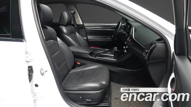 Hyundai Grandeur 2018 — photo 17