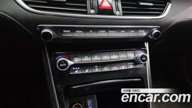 Hyundai Grandeur 2018 — photo 22