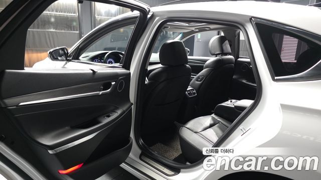 Hyundai Grandeur 2018 — photo 16