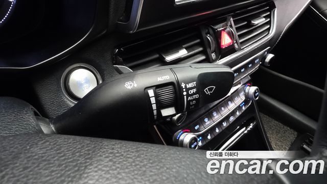 Hyundai Grandeur 2018 — photo 29