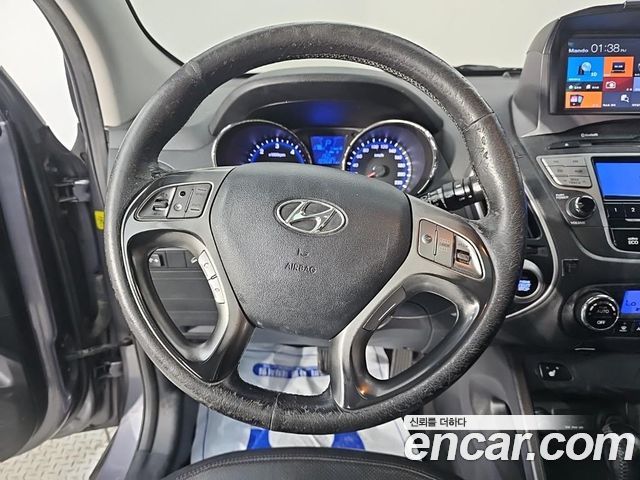 Hyundai Tucson 2012 — photo 9