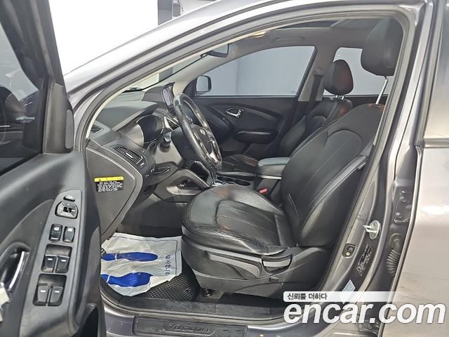 Hyundai Tucson 2012 — photo 11
