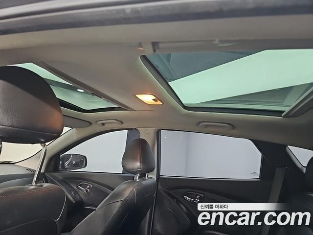 Hyundai Tucson 2012 — photo 13