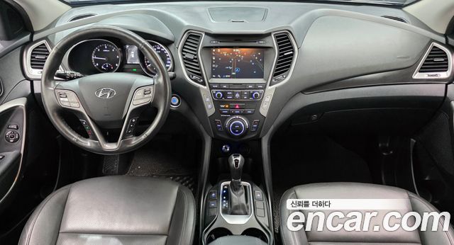 Hyundai Santafe 2016 — photo 10