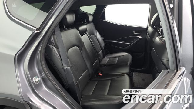 Hyundai Santafe 2016 — photo 17