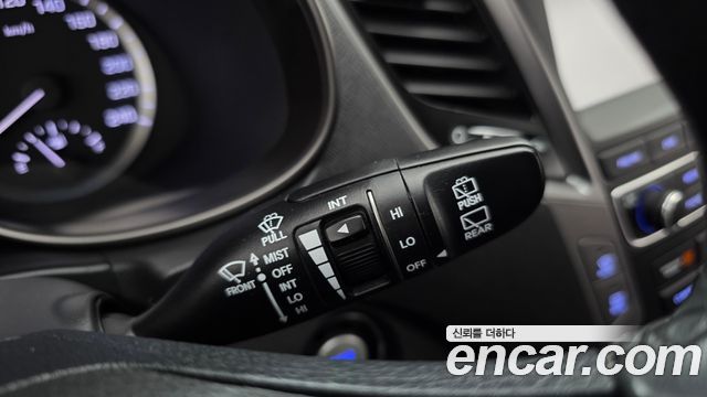 Hyundai Santafe 2016 — photo 26