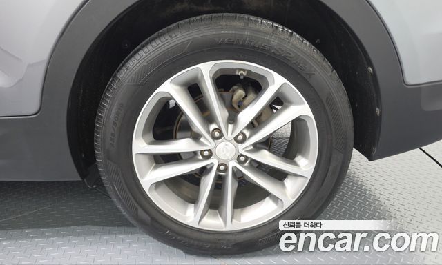 Hyundai Santafe 2016 — photo 7