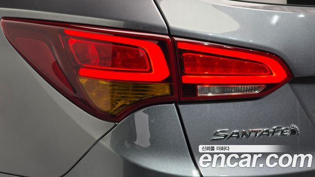 Hyundai Santafe 2016 — photo 9