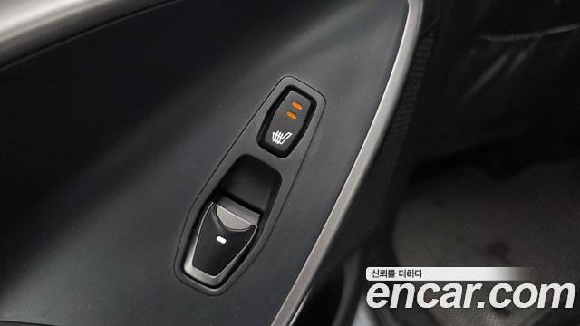 Hyundai Santafe 2016 — photo 32