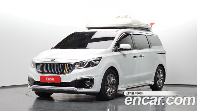 Kia Canival 2015 — photo 1