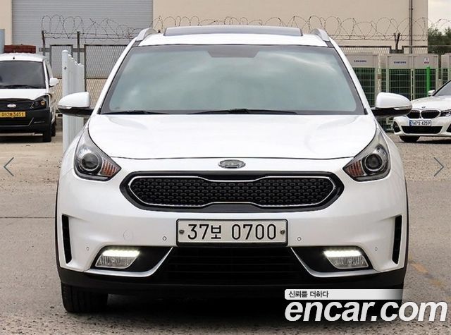 Kia Niro 2017 — photo 2