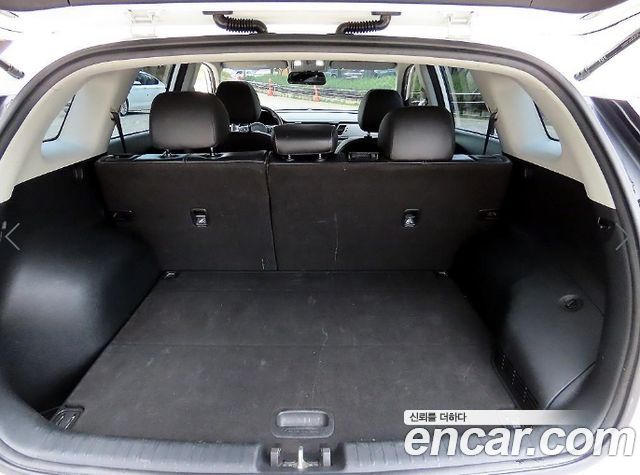 Kia Niro 2017 — photo 17