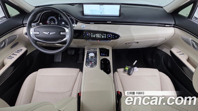 Genesis GV70 2022 — photo 7