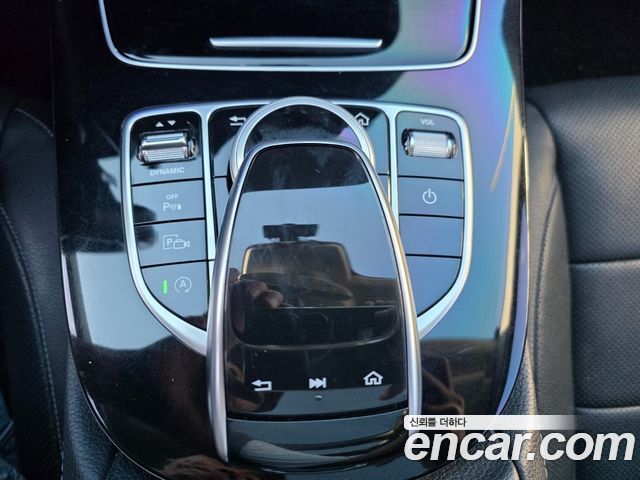 Mercedes-Benz E-Class 2017 — photo 14