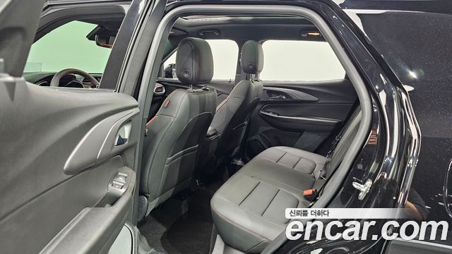 Chevrolet Korea Trailblazer 2022 — photo 17