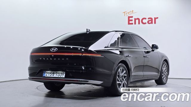 Hyundai Grandeur 2023 — photo 2