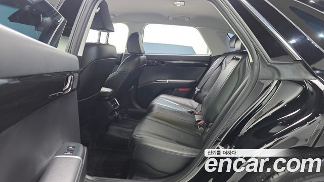Hyundai Grandeur 2023 — photo 18