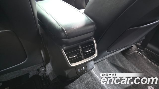 Hyundai Grandeur 2023 — photo 28
