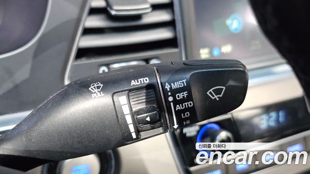 Hyundai Sonata 2016 — photo 26