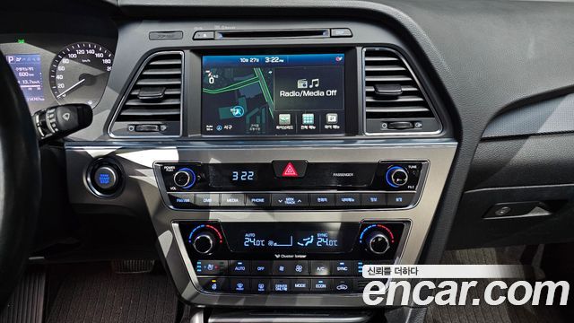 Hyundai Sonata 2016 — photo 27