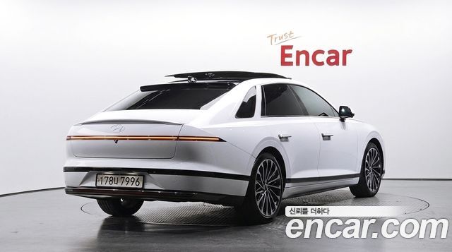 Hyundai Grandeur 2023 — photo 2