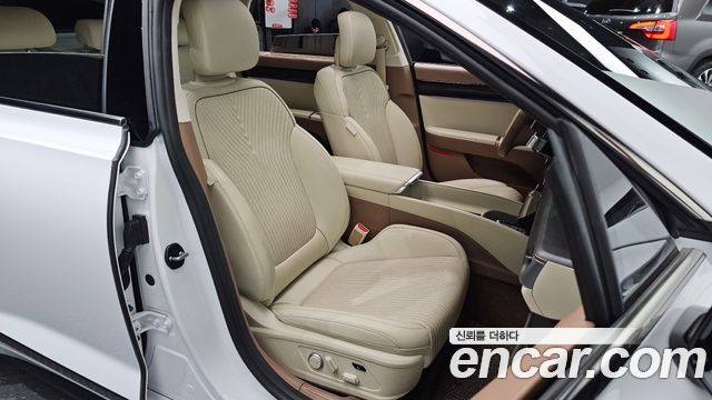 Hyundai Grandeur 2023 — photo 13