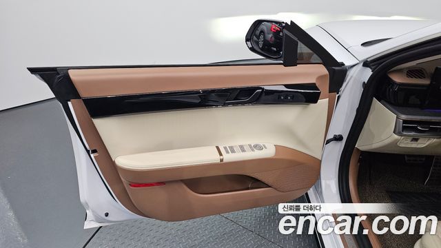 Hyundai Grandeur 2023 — photo 14