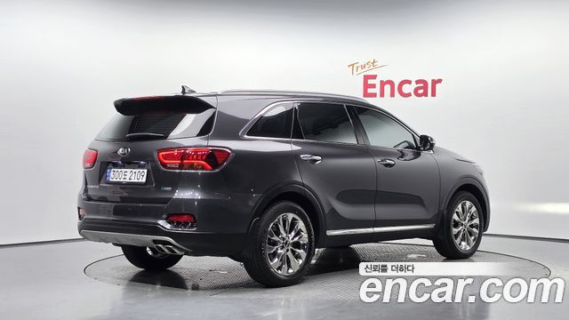 Kia Sorento 2018 — photo 2