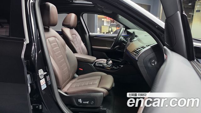 BMW X4 2022 — photo 17