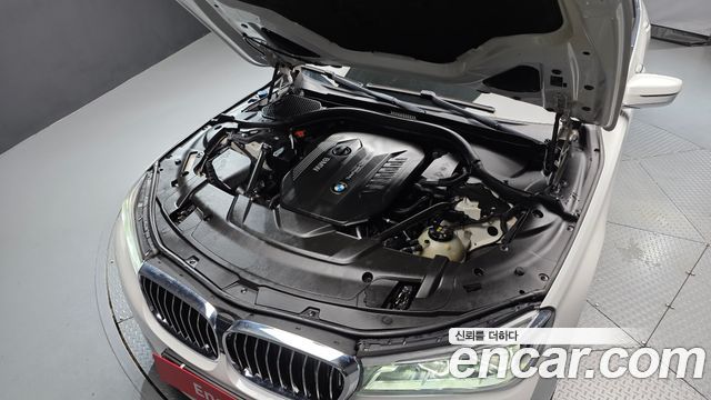 BMW 7-Series 2016 — photo 6