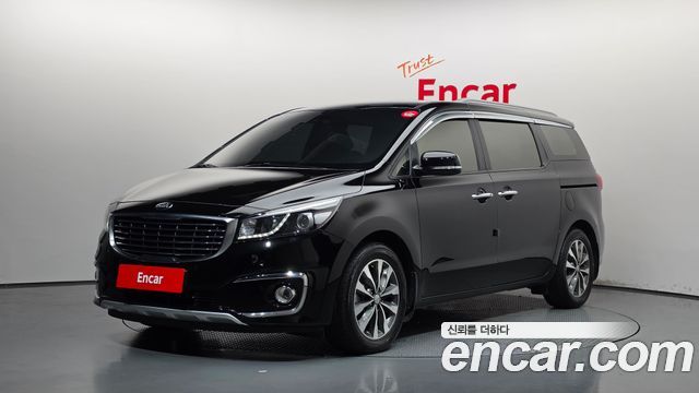 Kia Canival 2018 — photo 1