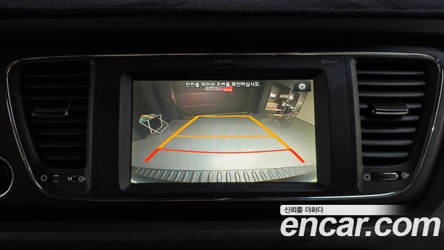 Kia Canival 2018 — photo 20