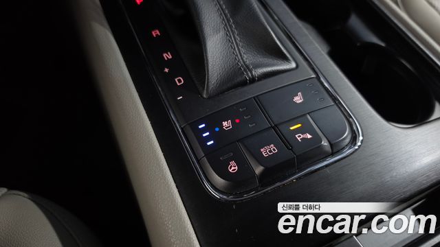 Kia Canival 2018 — photo 24