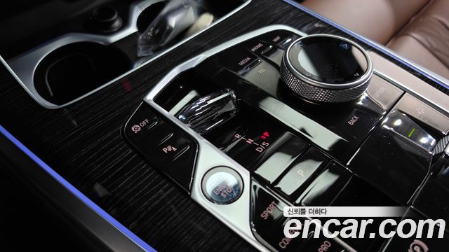 BMW X5 2025 — photo 12