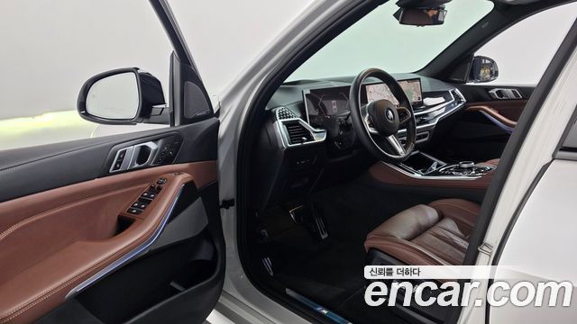 BMW X5 2025 — photo 13