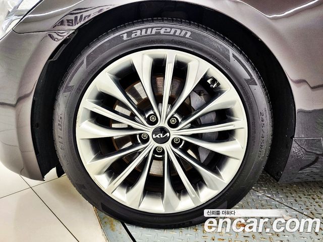 Kia K9 2019 — photo 20
