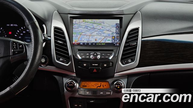 KG Mobility KORANDO 2014 — photo 14