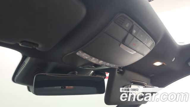 Mercedes-Benz E-Class 2021 — photo 28