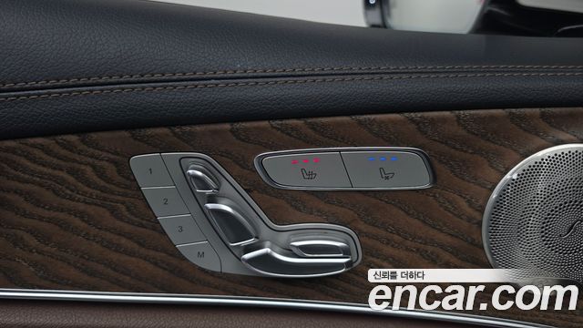 Mercedes-Benz E-Class 2021 — photo 35