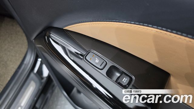 Kia K7 2020 — photo 30