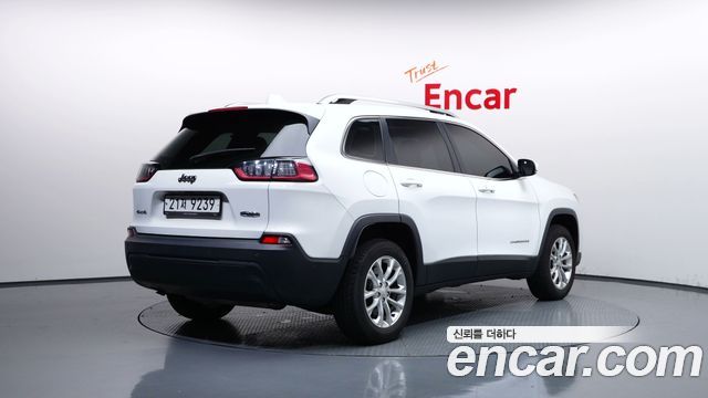 Jeep Cherokee 2019 — photo 2