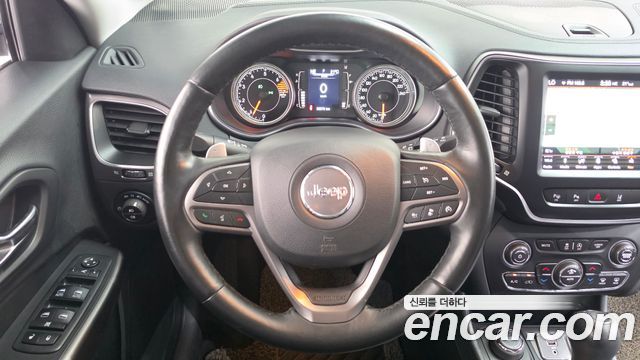 Jeep Cherokee 2019 — photo 19