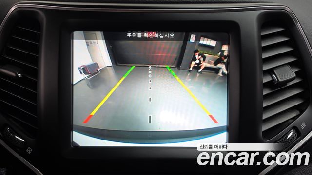 Jeep Cherokee 2019 — photo 20