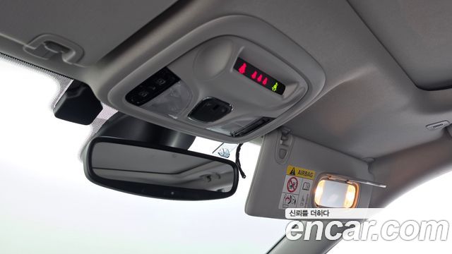 Jeep Cherokee 2019 — photo 32