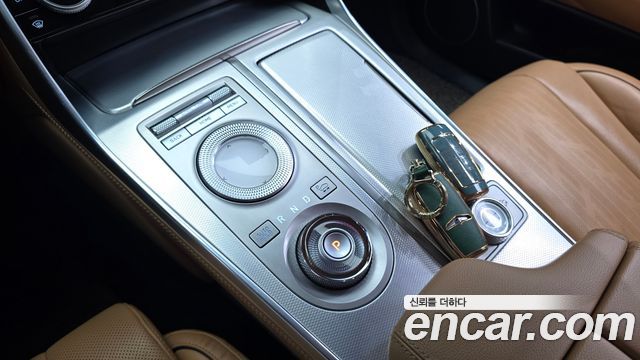 Genesis GV80 2020 — photo 9