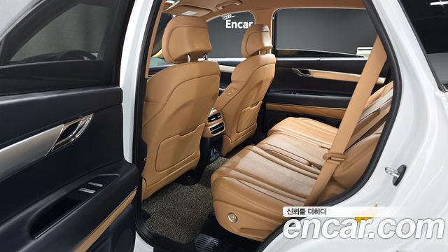 Genesis GV80 2020 — photo 11