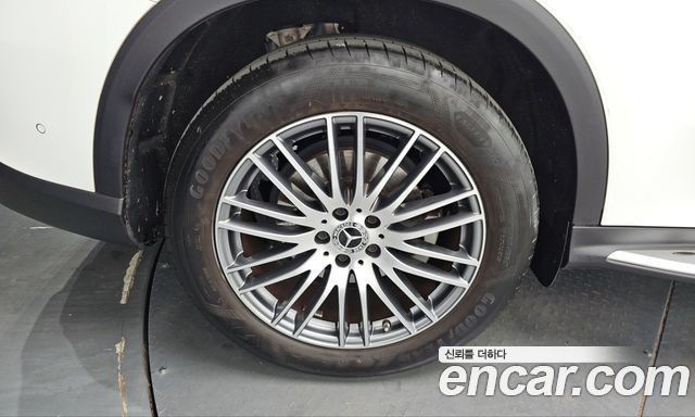 Mercedes-Benz GLC-Class 2024 — photo 5