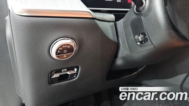 Mercedes-Benz GLC-Class 2024 — photo 26