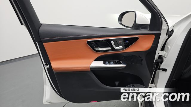 Mercedes-Benz GLC-Class 2024 — photo 14