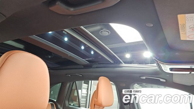 Mercedes-Benz GLC-Class 2024 — photo 28